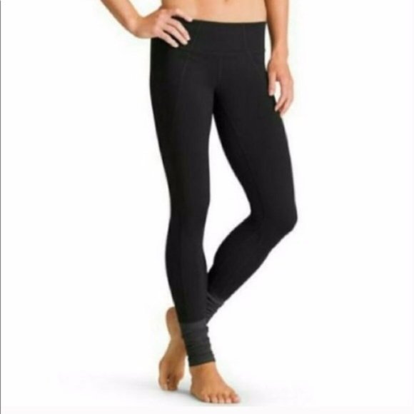 Athleta Pants - Athleta Black and Gray Scrunch Ankle Plie Leggings